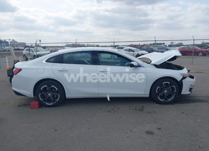Photo 13 of 2022 Chevrolet Malibu FWD LT (VIN 1G1ZD5ST4NF161416)