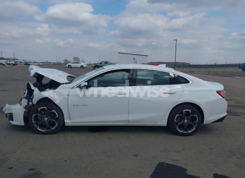 Photo 14 of 2022 Chevrolet Malibu FWD LT (VIN 1G1ZD5ST4NF161416)