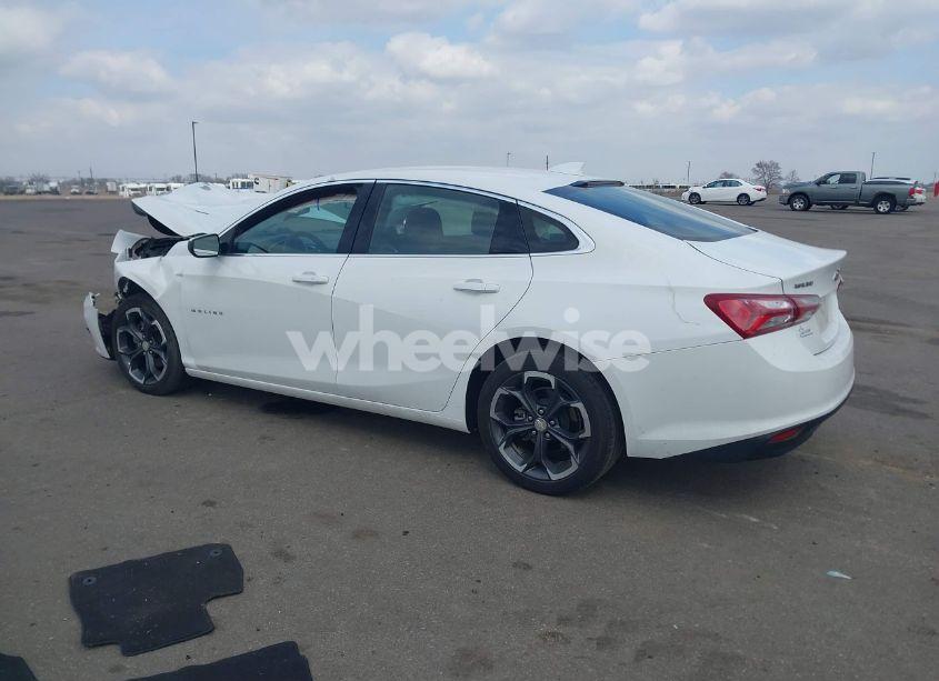 Photo 3 of 2022 Chevrolet Malibu FWD LT (VIN 1G1ZD5ST4NF161416)