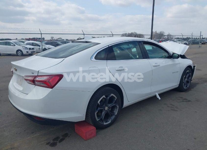 Photo 4 of 2022 Chevrolet Malibu FWD LT (VIN 1G1ZD5ST4NF161416)