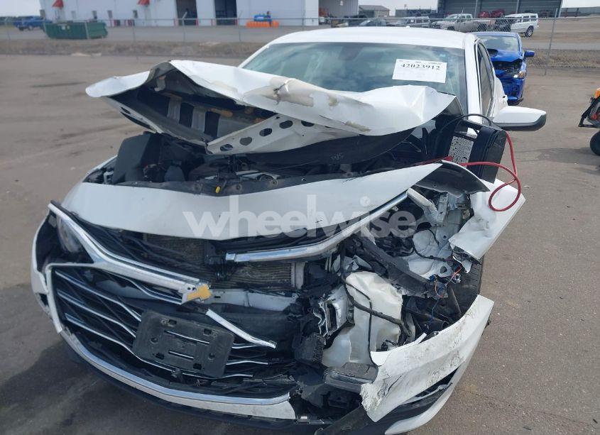 Photo 6 of 2022 Chevrolet Malibu FWD LT (VIN 1G1ZD5ST4NF161416)