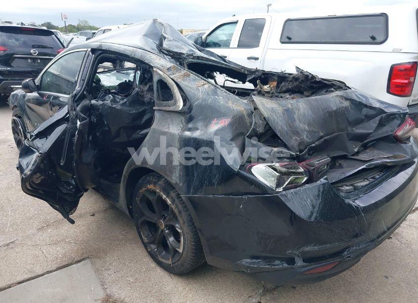 Photo 3 of 2022 Chevrolet Malibu FWD LT (VIN 1G1ZD5ST4NF168740)