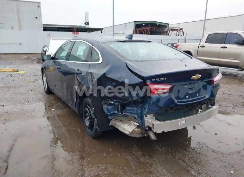 Photo 3 of 2022 Chevrolet Malibu FWD LT (VIN 1G1ZD5ST4NF172402)