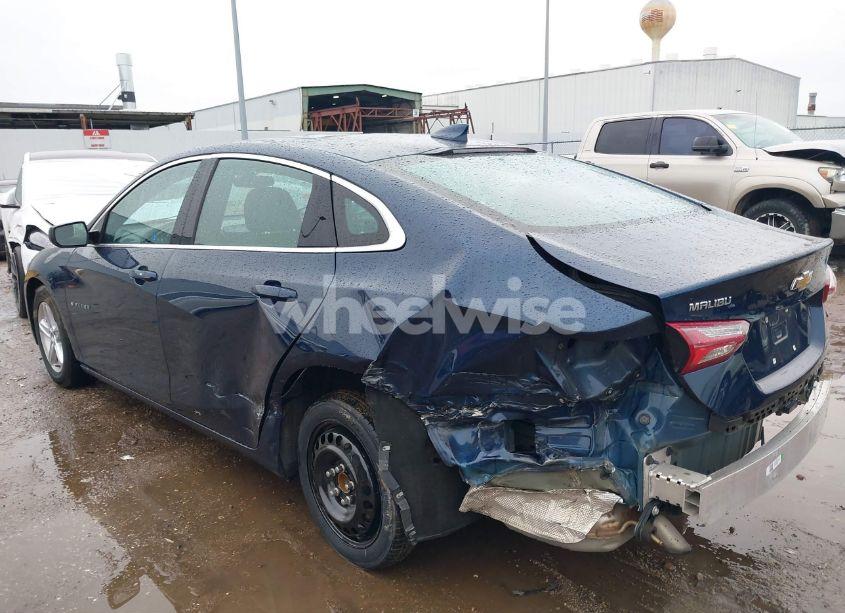 Photo 6 of 2022 Chevrolet Malibu FWD LT (VIN 1G1ZD5ST4NF172402)