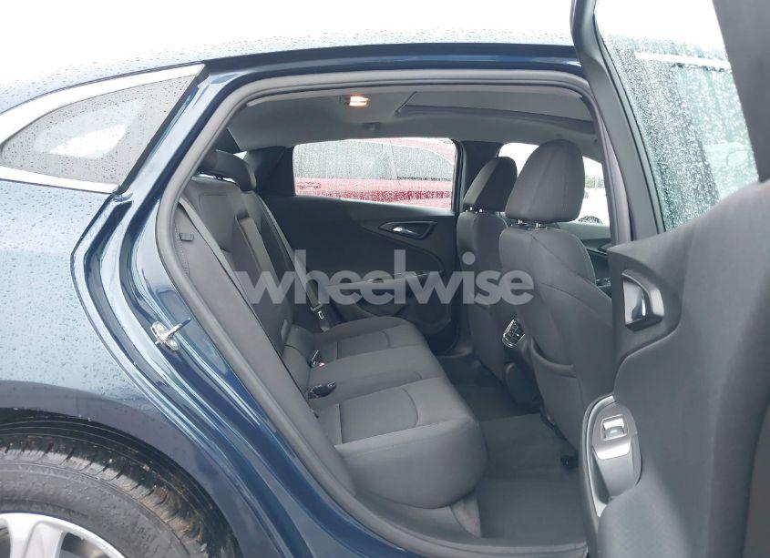 Photo 8 of 2022 Chevrolet Malibu FWD LT (VIN 1G1ZD5ST4NF172402)