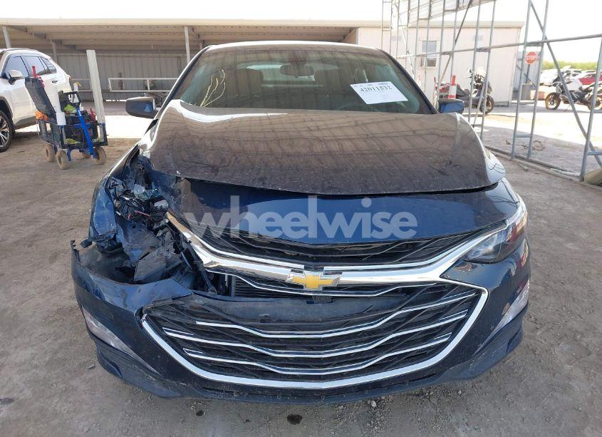 Photo 12 of 2022 Chevrolet Malibu FWD LT (VIN 1G1ZD5ST4NF179317)