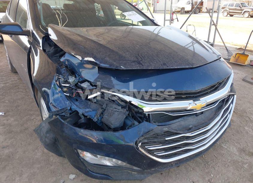 Photo 6 of 2022 Chevrolet Malibu FWD LT (VIN 1G1ZD5ST4NF179317)
