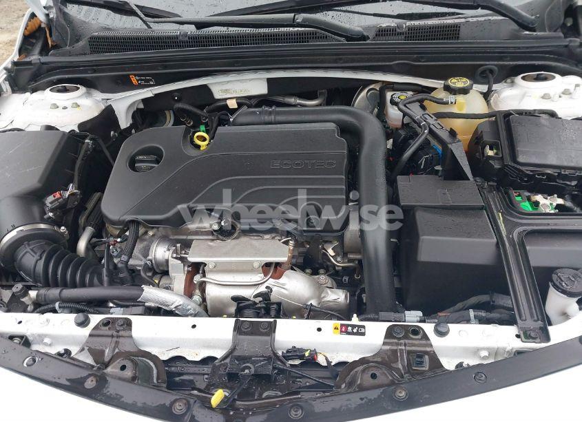 Photo 10 of 2022 Chevrolet Malibu FWD LT (VIN 1G1ZD5ST4NF184386)