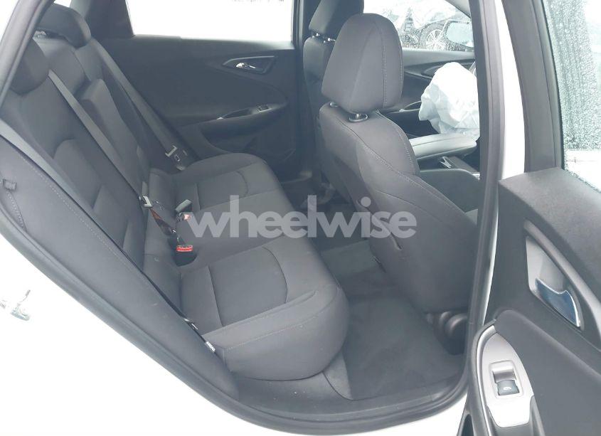 Photo 8 of 2022 Chevrolet Malibu FWD LT (VIN 1G1ZD5ST4NF184386)