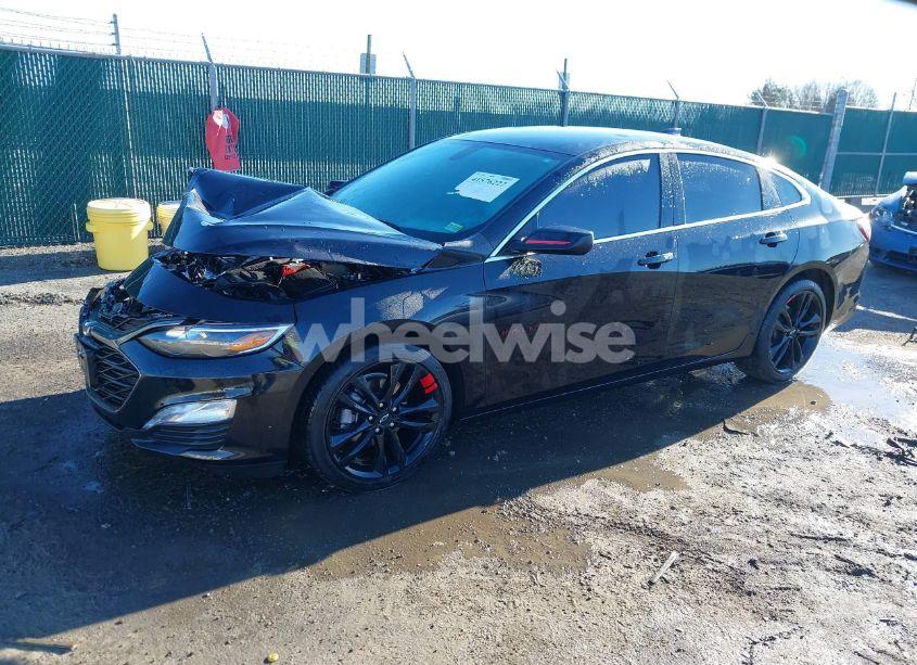 Photo 2 of 2022 Chevrolet Malibu FWD LT (VIN 1G1ZD5ST4NF196067)