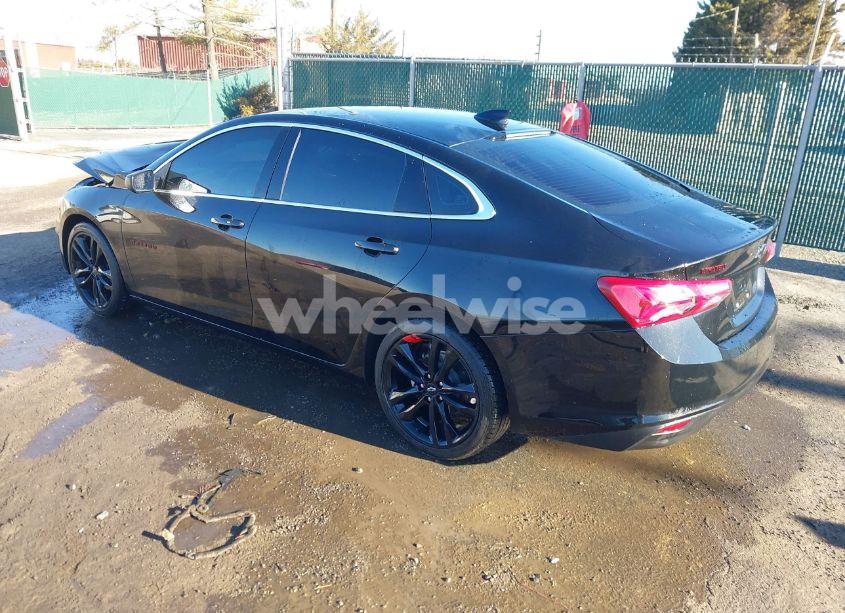 Photo 3 of 2022 Chevrolet Malibu FWD LT (VIN 1G1ZD5ST4NF196067)