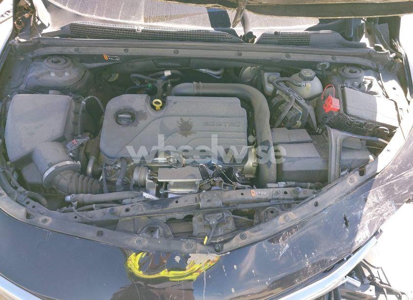 Photo 10 of 2022 Chevrolet Malibu FWD LT (VIN 1G1ZD5ST4NF202322)