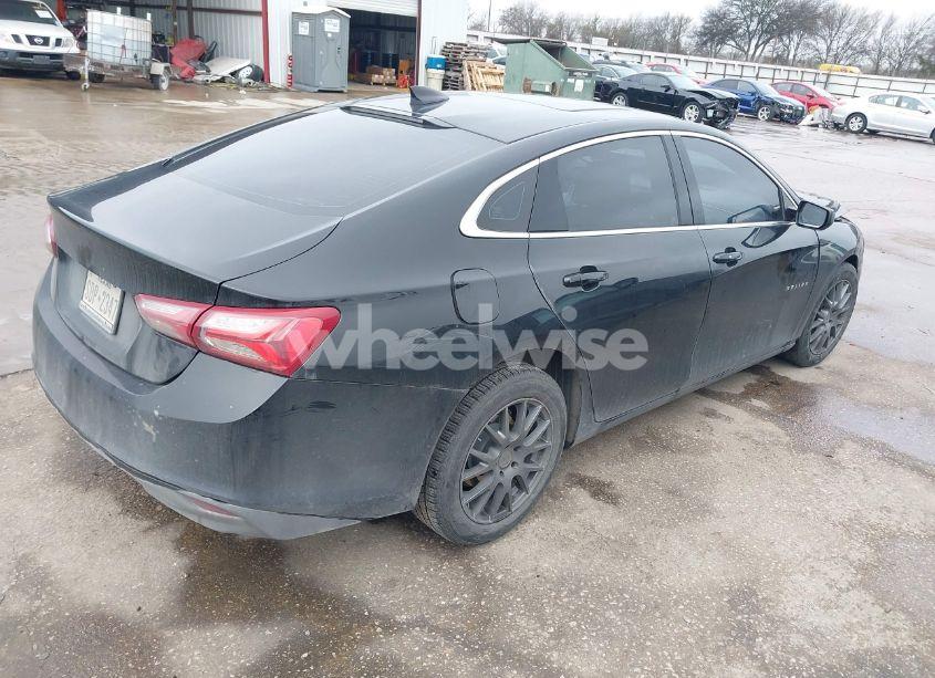 Photo 4 of 2022 Chevrolet Malibu FWD LT (VIN 1G1ZD5ST4NF202322)