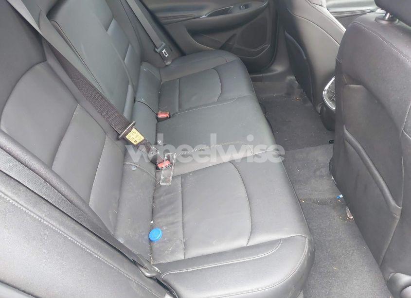 Photo 8 of 2022 Chevrolet Malibu FWD LT (VIN 1G1ZD5ST4NF202322)