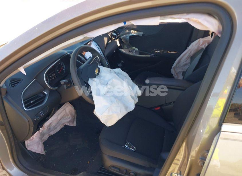 Photo 5 of 2023 Chevrolet Malibu FWD 1LT (VIN 1G1ZD5ST4PF119394)