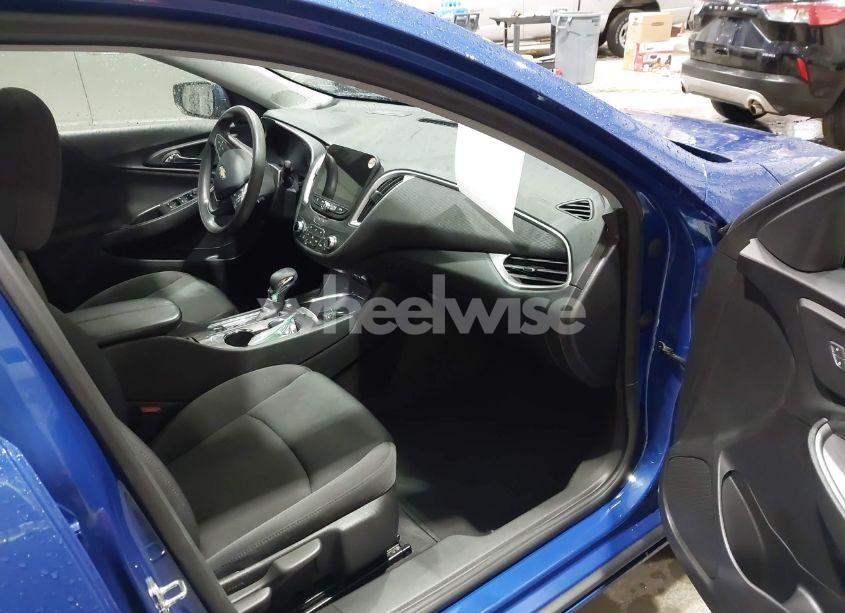 Photo 5 of 2023 Chevrolet Malibu FWD 1LT (VIN 1G1ZD5ST4PF160320)