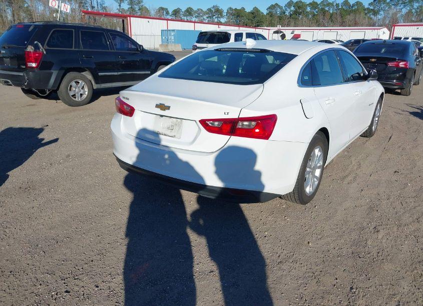 Photo 4 of 2023 Chevrolet Malibu FWD 1LT (VIN 1G1ZD5ST4PF161306)