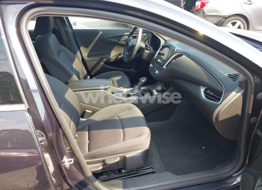 Photo 5 of 2023 Chevrolet Malibu FWD 1LT (VIN 1G1ZD5ST4PF164481)