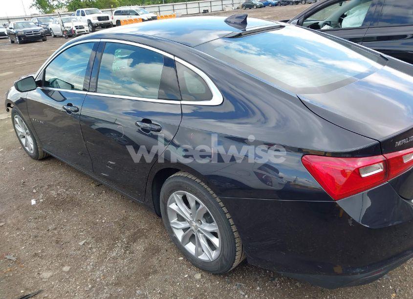 Photo 3 of 2023 Chevrolet Malibu FWD 1LT (VIN 1G1ZD5ST4PF178736)