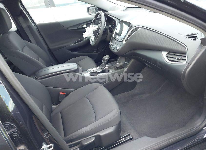 Photo 5 of 2023 Chevrolet Malibu FWD 1LT (VIN 1G1ZD5ST4PF178736)