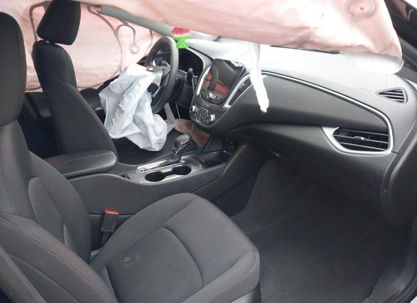 Photo 5 of 2023 Chevrolet Malibu FWD 1LT (VIN 1G1ZD5ST4PF179210)