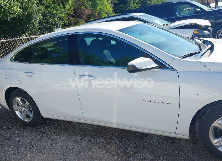 Photo 13 of 2023 Chevrolet Malibu FWD 1LT (VIN 1G1ZD5ST4PF205711)