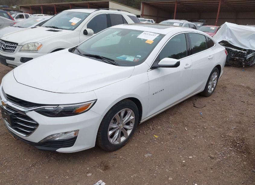 Photo 2 of 2023 Chevrolet Malibu FWD 1LT (VIN 1G1ZD5ST4PF214473)