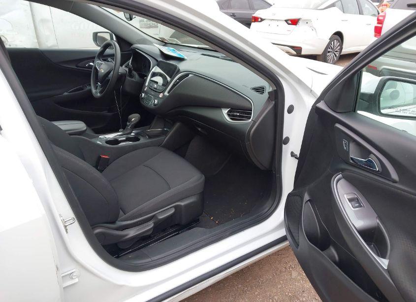 Photo 5 of 2023 Chevrolet Malibu FWD 1LT (VIN 1G1ZD5ST4PF214473)