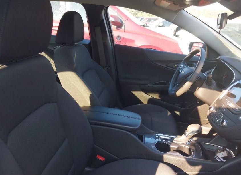 Photo 5 of 2023 Chevrolet Malibu FWD 1LT (VIN 1G1ZD5ST4PF231760)