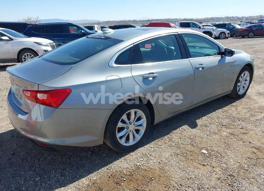 Photo 4 of 2024 Chevrolet Malibu FWD 1LT (VIN 1G1ZD5ST4RF104705)
