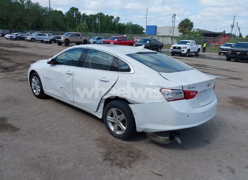 Photo 3 of 2024 Chevrolet Malibu FWD 1LT (VIN 1G1ZD5ST4RF105515)