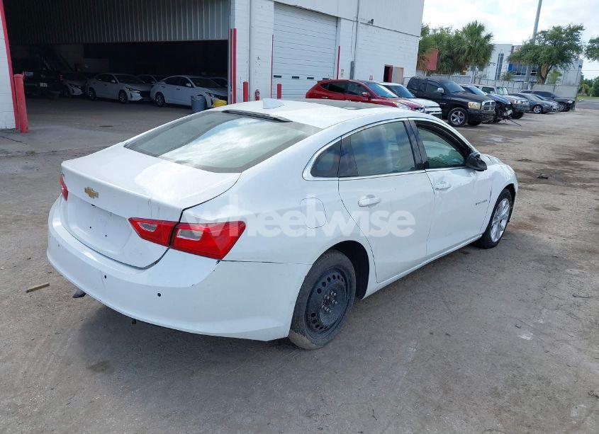 Photo 4 of 2024 Chevrolet Malibu FWD 1LT (VIN 1G1ZD5ST4RF105515)