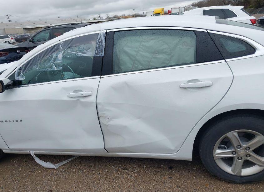 Photo 13 of 2024 Chevrolet Malibu FWD 1LT (VIN 1G1ZD5ST4RF108253)