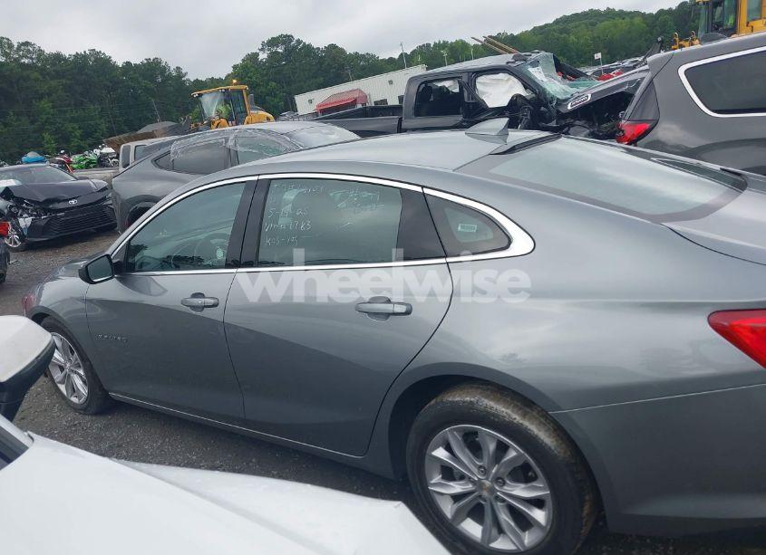 Photo 14 of 2024 Chevrolet Malibu LT (VIN 1G1ZD5ST4RF111783)