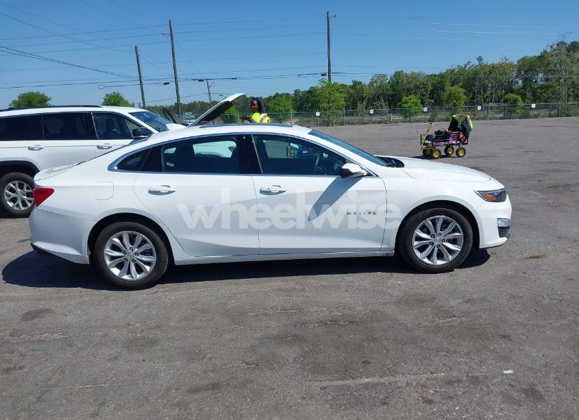 Photo 13 of 2024 Chevrolet Malibu FWD 1LT (VIN 1G1ZD5ST4RF148641)