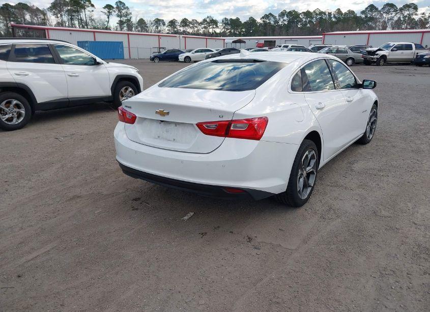 Photo 4 of 2024 Chevrolet Malibu FWD 1LT (VIN 1G1ZD5ST4RF151796)