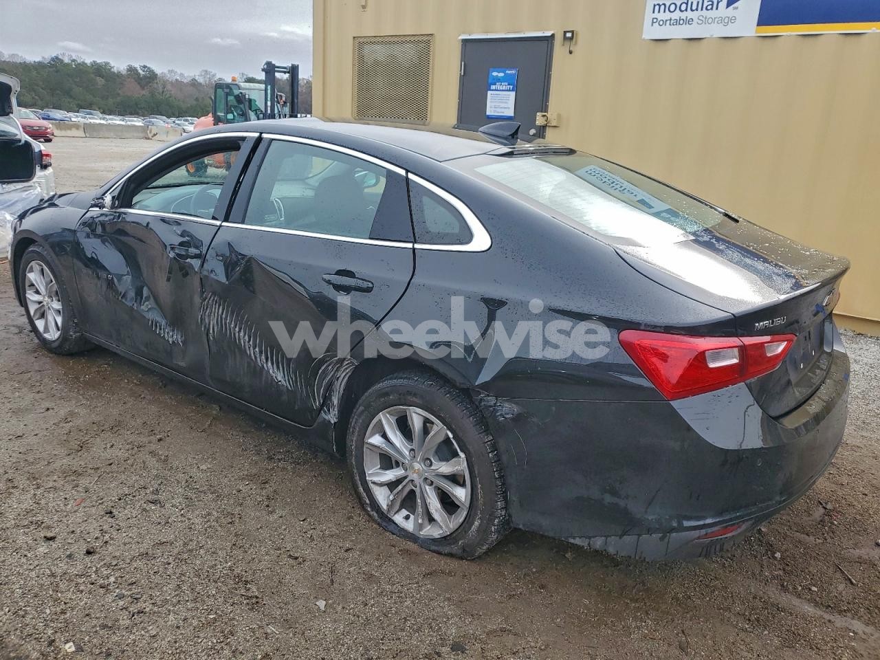 Photo 2 of 2024 CHEVROLET MALIBU LT (VIN 1G1ZD5ST4RF152592)