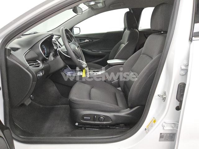Photo 9 of 2024 CHEVROLET MALIBU LT (VIN 1G1ZD5ST4RF207154)