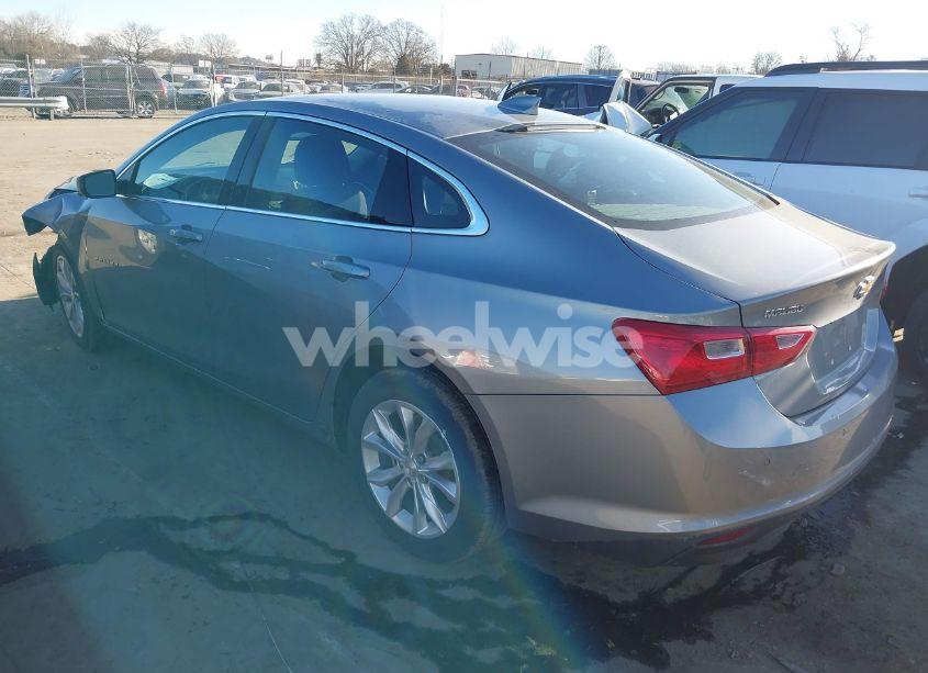 Photo 3 of 2024 Chevrolet Malibu FWD 1LT (VIN 1G1ZD5ST4RF207493)