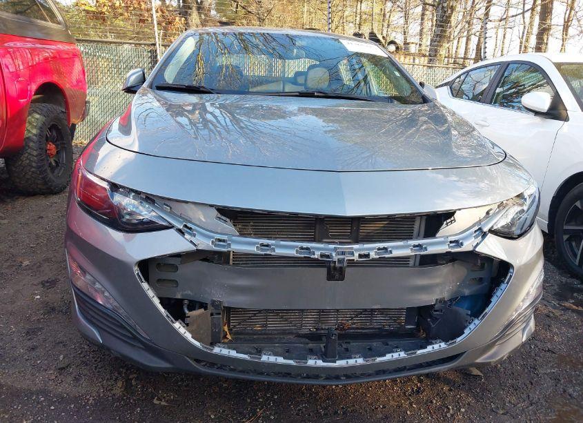 Photo 6 of 2024 Chevrolet Malibu FWD 1LT (VIN 1G1ZD5ST4RF226321)