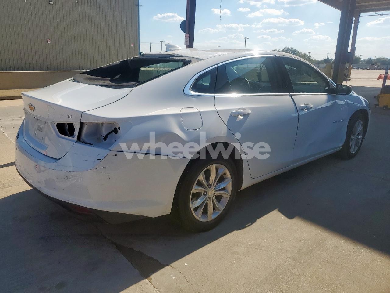 Photo 3 of 2025 CHEVROLET MALIBU LT N/A (VIN 1G1ZD5ST4SF114561)