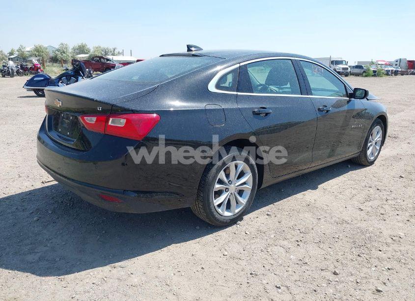 Photo 4 of 2025 Chevrolet Malibu FWD 1LT (VIN 1G1ZD5ST4SF127830)
