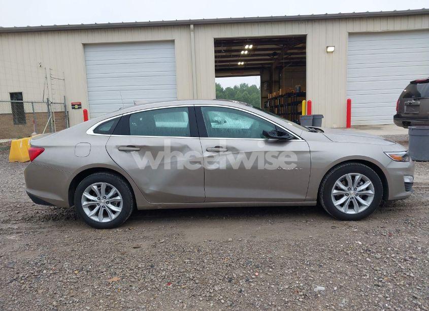 Photo 13 of 2025 Chevrolet Malibu FWD 1LT (VIN 1G1ZD5ST4SF150931)