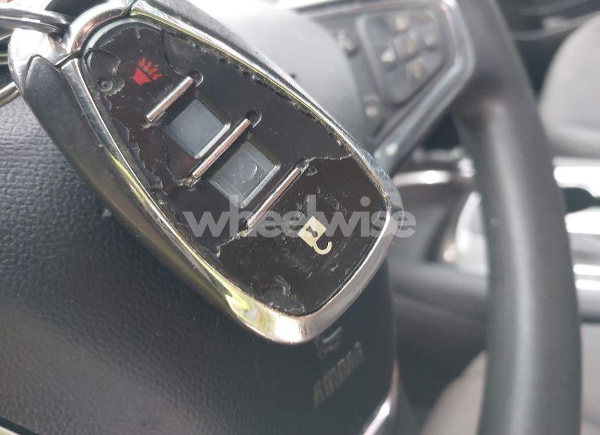 Photo 11 of 2018 Chevrolet Malibu LT (VIN 1G1ZD5ST5JF104698)