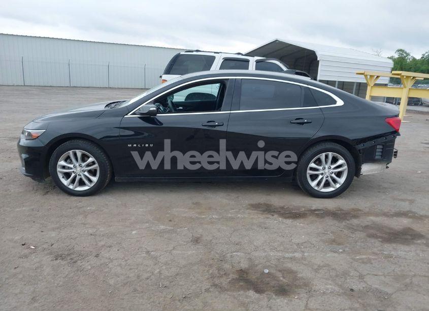 Photo 14 of 2018 Chevrolet Malibu LT (VIN 1G1ZD5ST5JF104698)