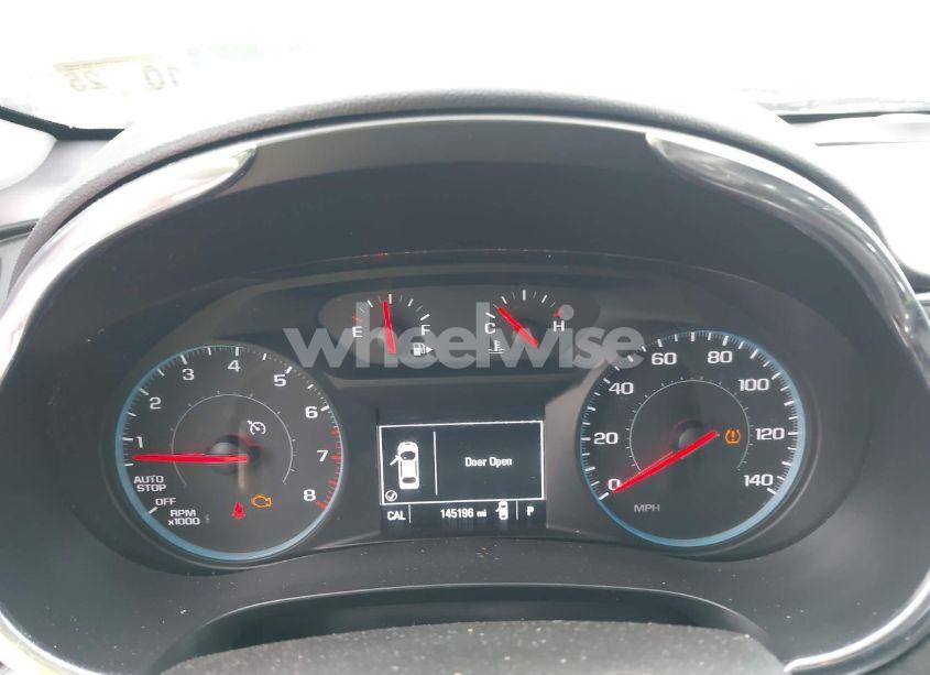 Photo 7 of 2018 Chevrolet Malibu LT (VIN 1G1ZD5ST5JF104698)