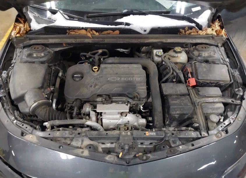 Photo 10 of 2018 Chevrolet Malibu LT (VIN 1G1ZD5ST5JF105754)