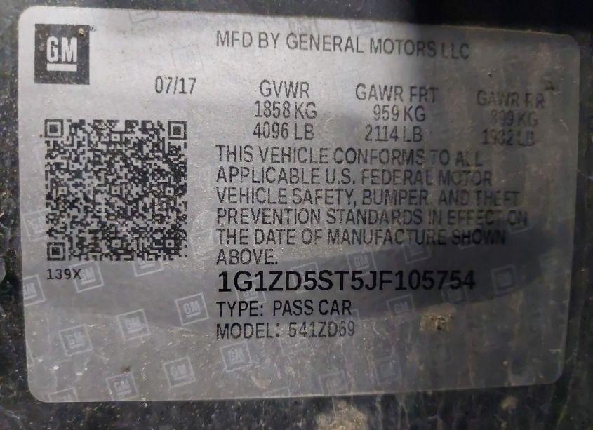 Photo 9 of 2018 Chevrolet Malibu LT (VIN 1G1ZD5ST5JF105754)