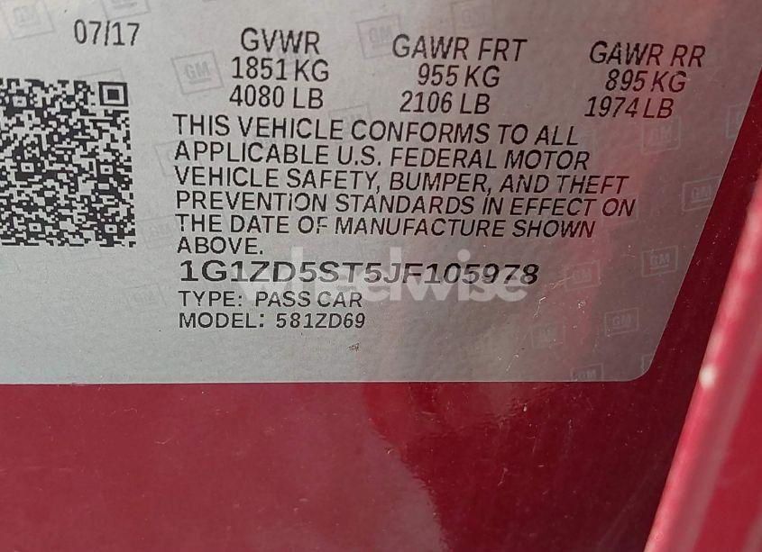 Photo 9 of 2018 Chevrolet Malibu LT (VIN 1G1ZD5ST5JF105978)