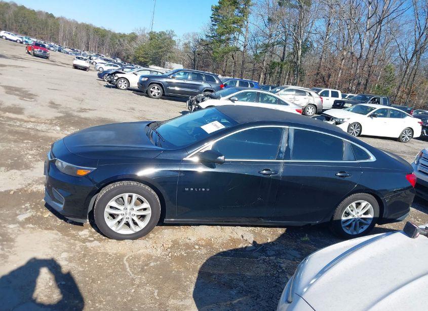 Photo 14 of 2018 Chevrolet Malibu LT (VIN 1G1ZD5ST5JF123087)